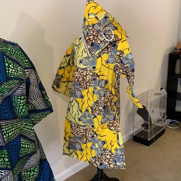 Ankara cotton wax material mini dress with head tie and nose mask. - Picture 5 of 8